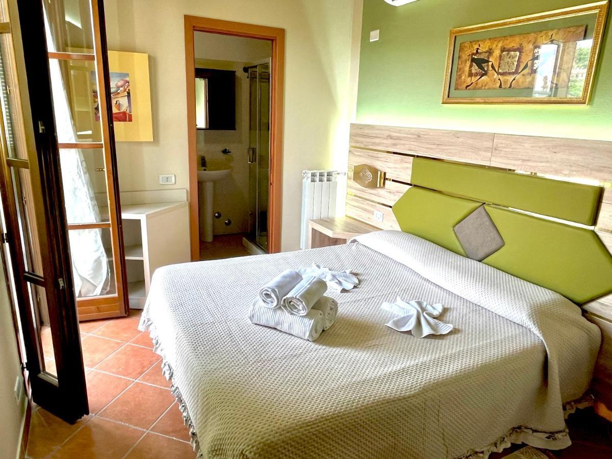 Podere Cortesi Agriturismo Molinaccio Санта-Луче Экстерьер фото