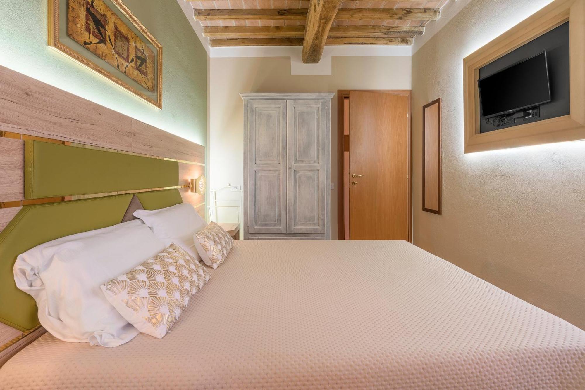 Podere Cortesi Agriturismo Molinaccio Санта-Луче Экстерьер фото