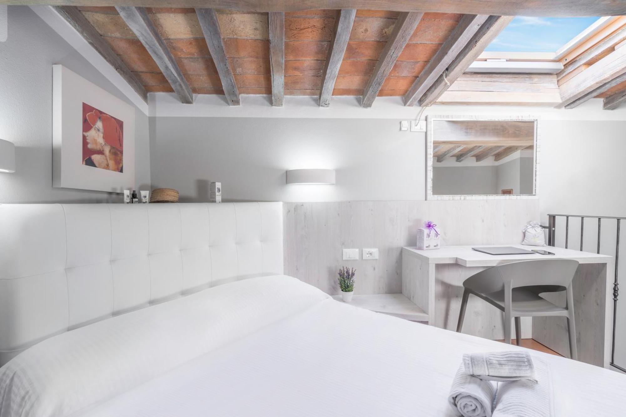 Podere Cortesi Agriturismo Molinaccio Санта-Луче Экстерьер фото
