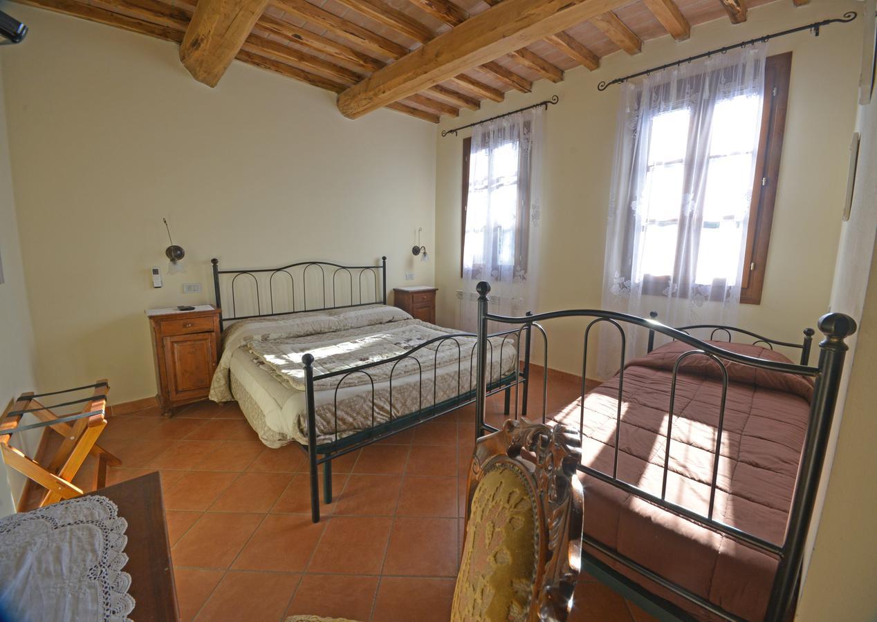 Podere Cortesi Agriturismo Molinaccio Санта-Луче Экстерьер фото